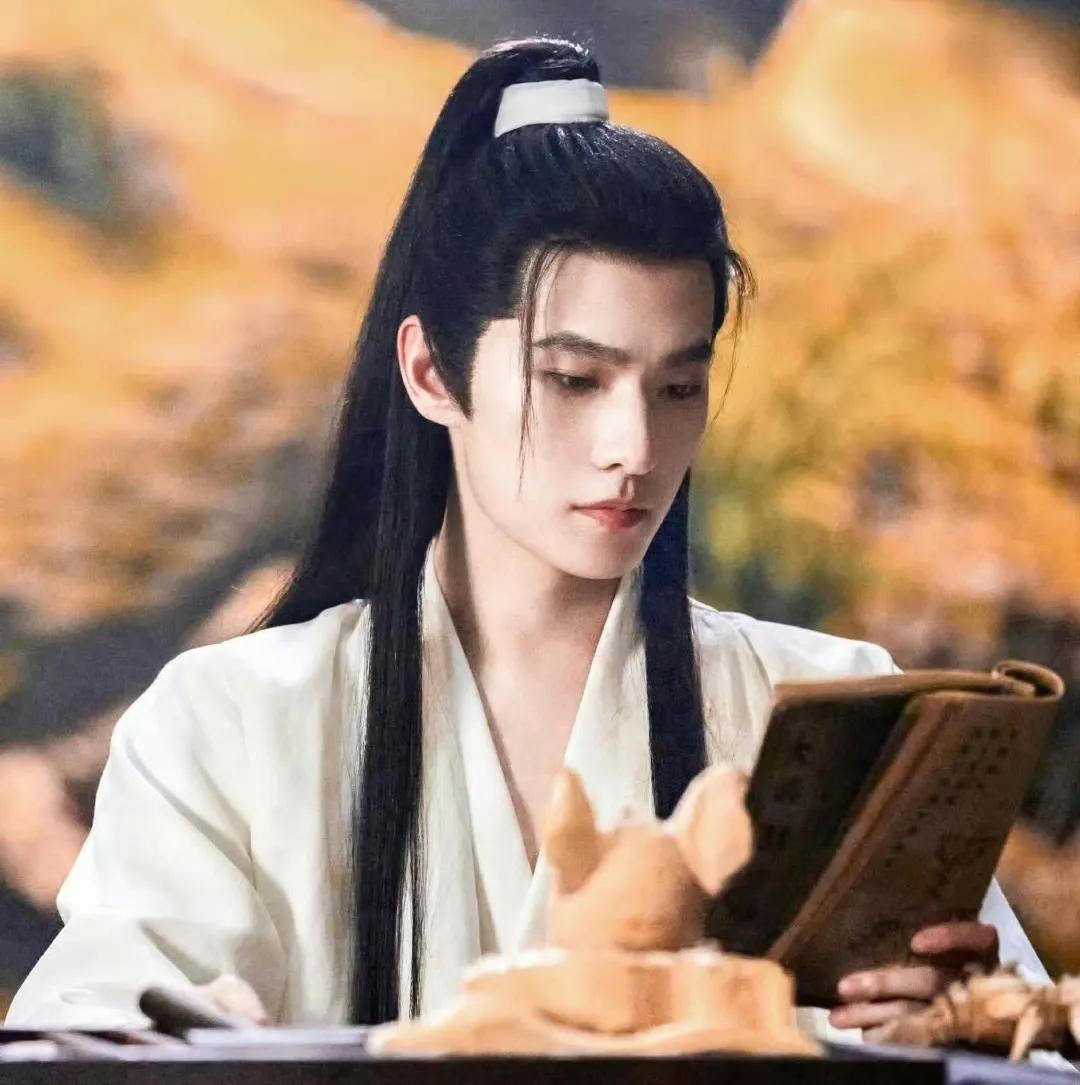 哎我说，杨洋这波操作是不是有点太“人间清醒”了？他说演完宋焰那阵儿，感觉大家不太