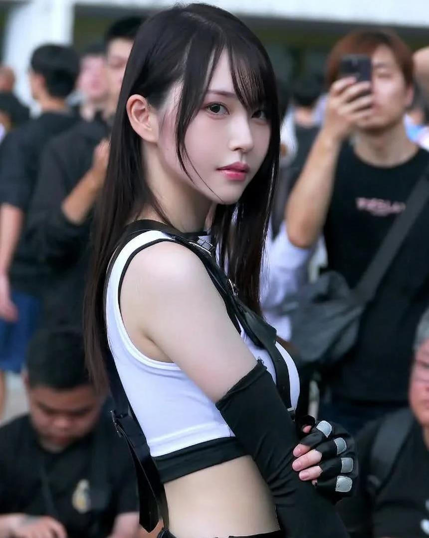 最终幻想蒂法·洛克哈特角色扮演