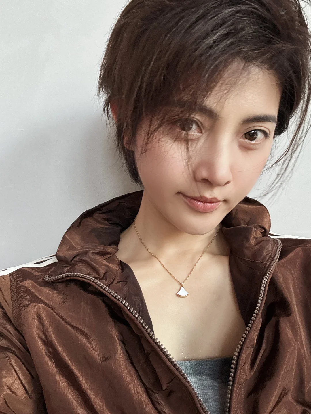 多花时间塑造自己 少花时间研究别人