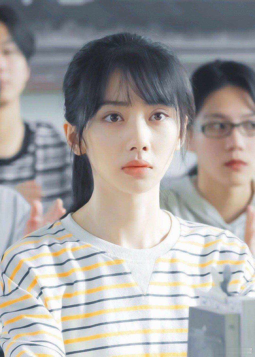 王影璐演技看叶海棠的戏份，会忘了是王影璐在演，这种角色和演员的融合，太厉害了。