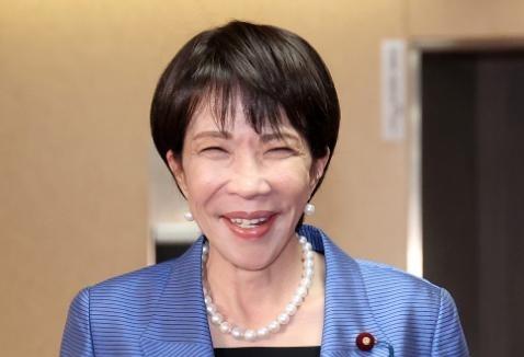 舆论突变！日本网络炸锅了，矛头直指高市早苗！一个帖子引爆全网，直言西方流氓逻辑破