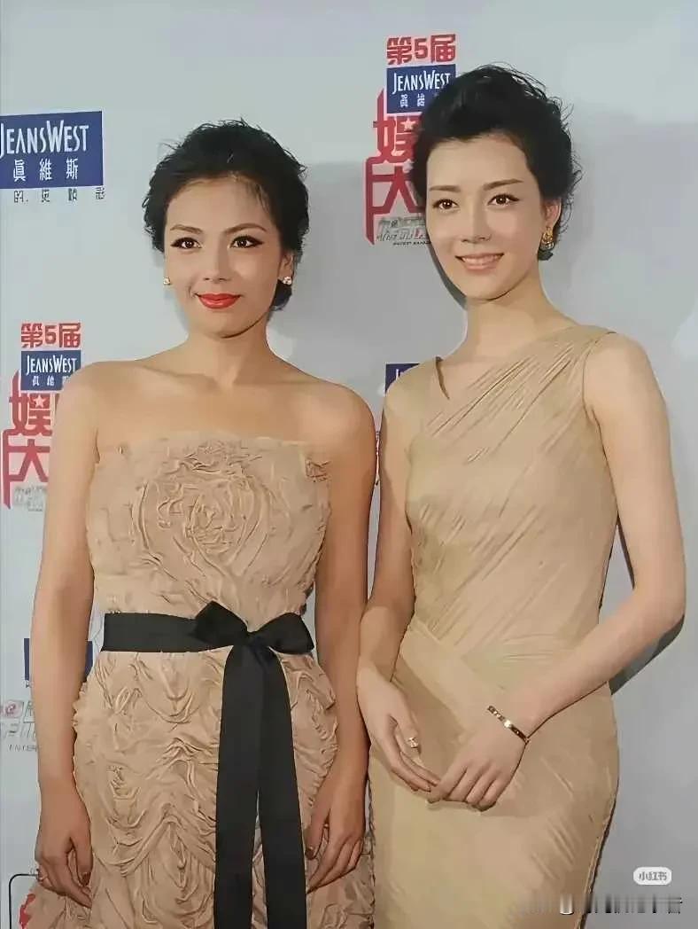 那时候车晓真的很漂亮，和刘涛在一起不相上下。如今43岁的车晓太瘦了，瘦的有点变