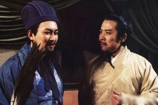 刘备一生最大的失误，就是三顾茅庐请来了诸葛亮，却错失了一个绝世高人！如果当年刘备