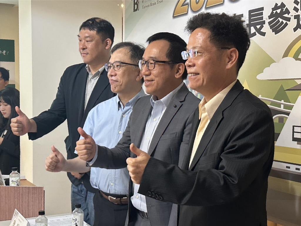 深绿民调称何欣纯支持度仅落后江启臣6.7％陈致中高喊台中变天“大有可为”深绿