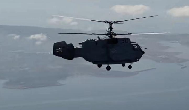 伊拉克、叙利亚、利比亚曾经都是富裕的国家，人均收入达到了10000美元以上，但老