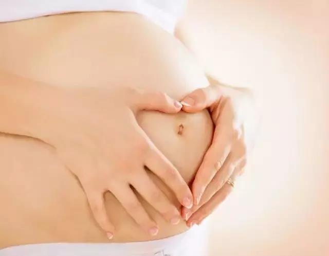 赴美生子妈妈孕期保养做的好, 妊娠纹不来找