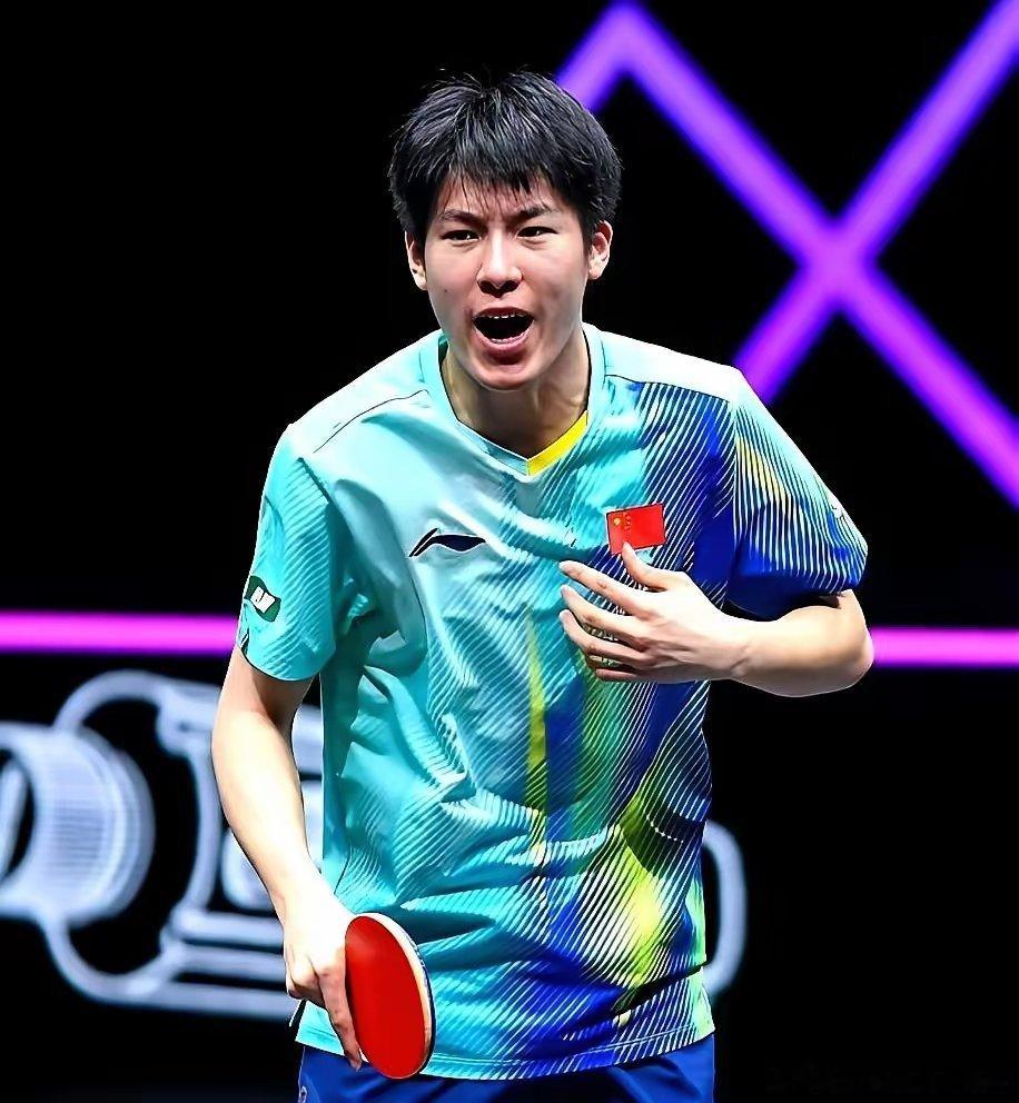 国乒小将温瑞博，在萨格勒布站，连着干了两件“大事”。第一件，混双暂停。总教练秦志
