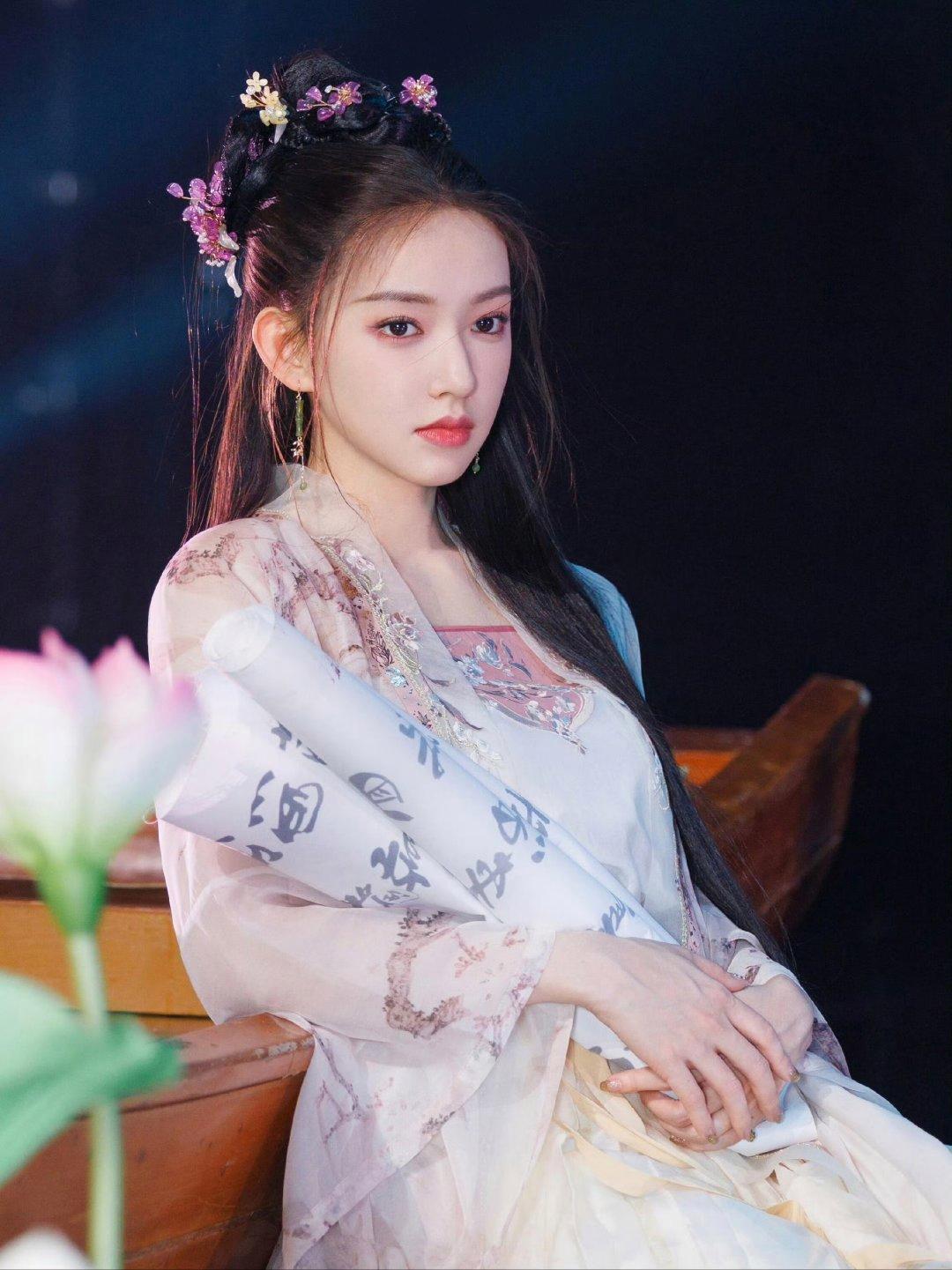 程潇宋制汉服，美翻了。