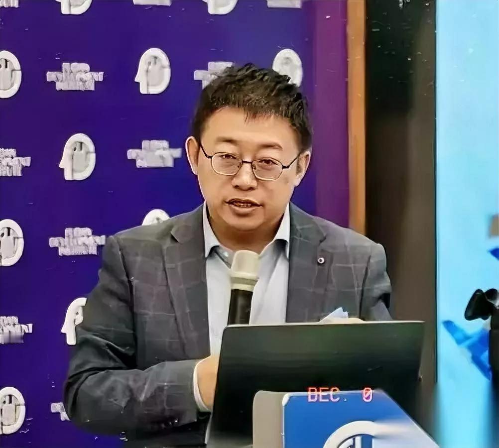 学者拿敌对国资金搞研究？沈逸这次直接撕破脸…做学问竟踩国家底线？沈逸教授