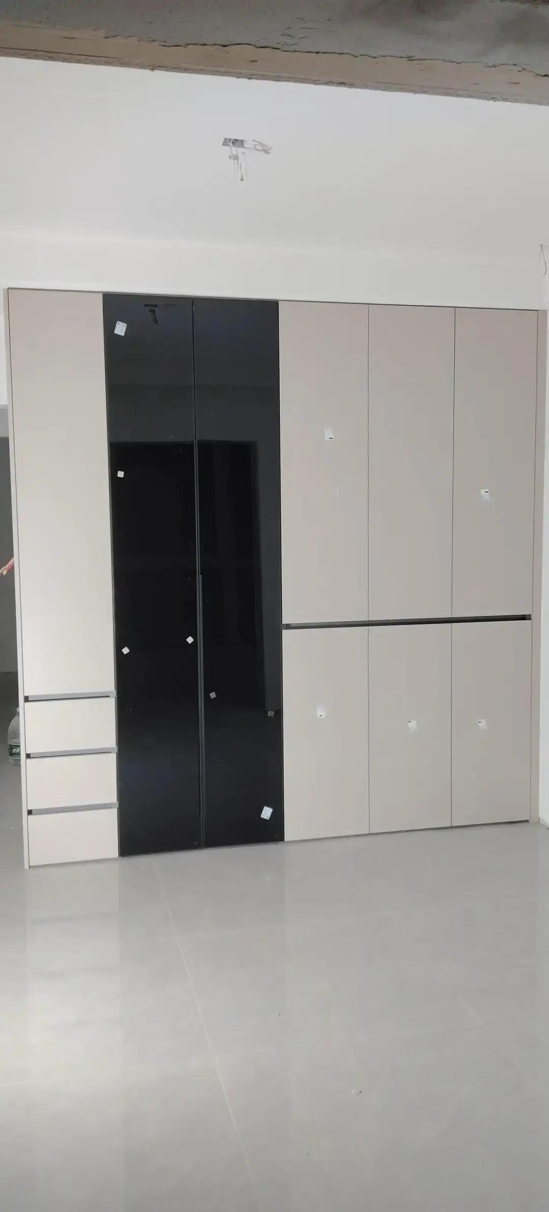 别再抱怨全屋定制全是坑了。真相是：坑你的从来不是定制，是“定制”这两个字。