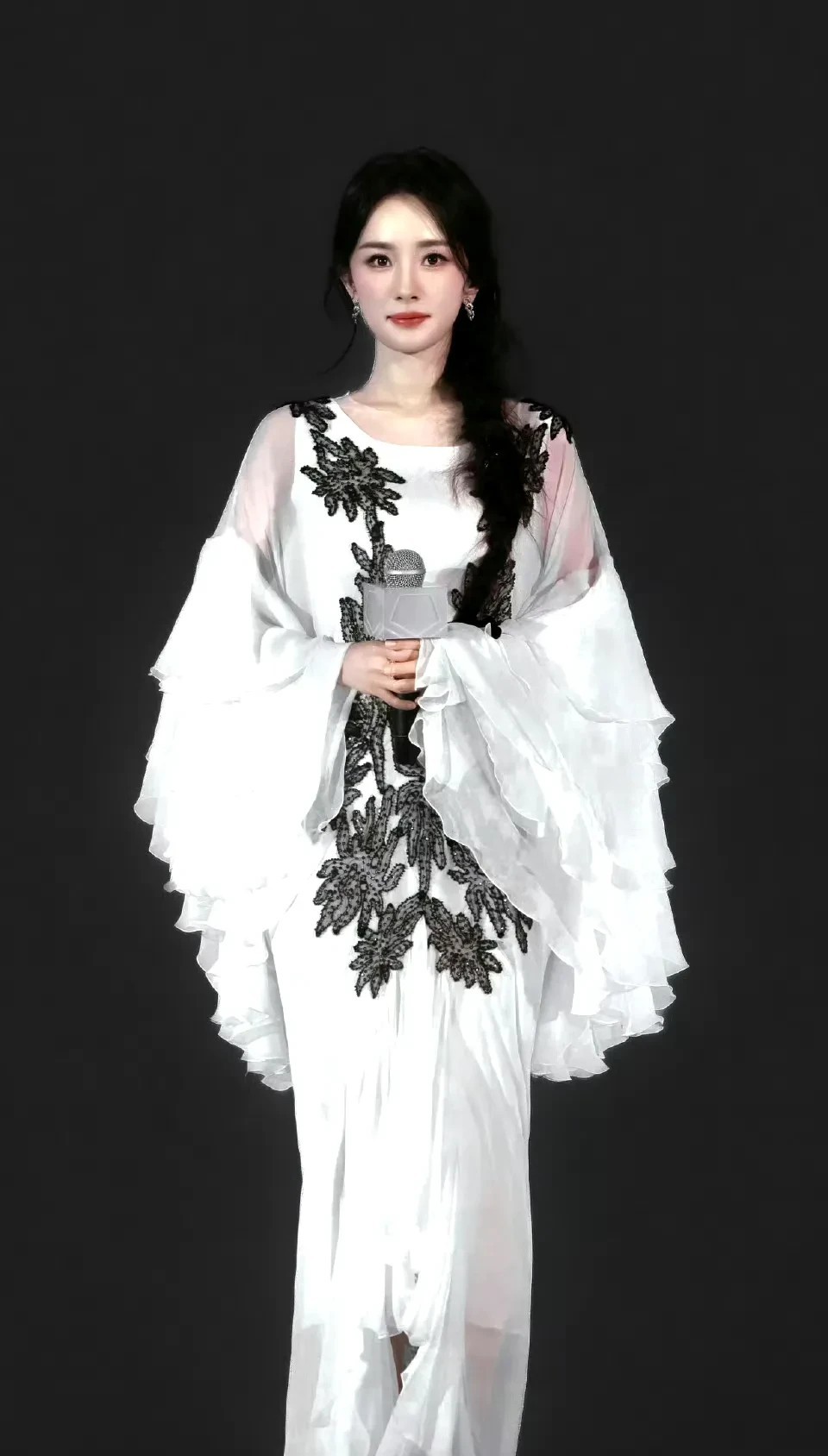 幂姐的造型永远这么绝！