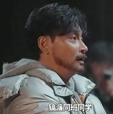 陈志朋对颜安说道：“我有句话想跟你讲，你可千万别生气啊，我觉得你看上去有点像庾澄