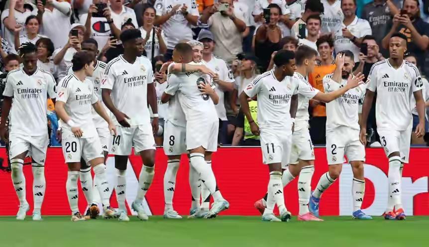 曼城落后阿森纳9分都能翻盘，皇马能做到吗……？曼城用3场比赛就把领先9分的阿