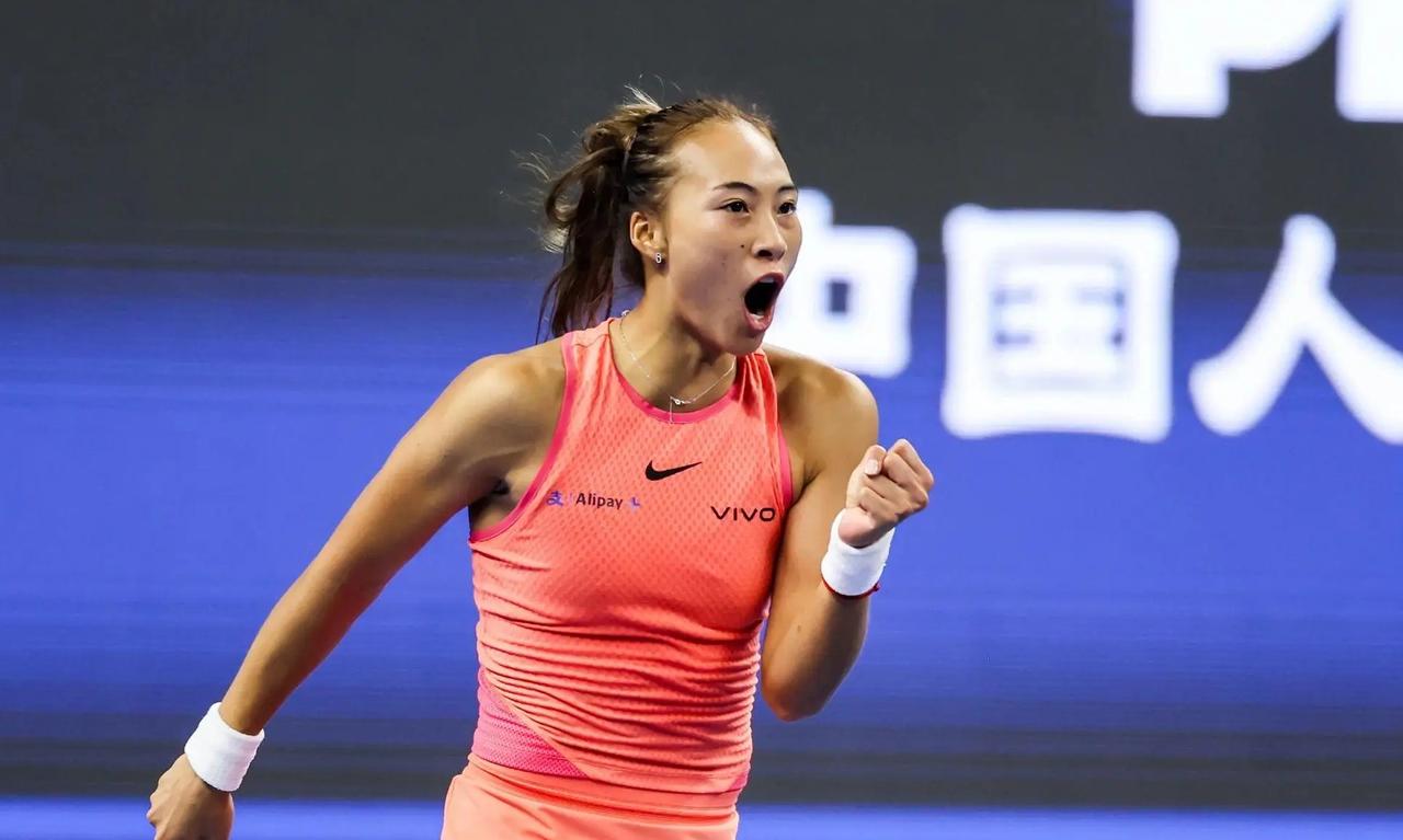 如履薄冰郑钦文艰难战胜施晗艰难晋级中网女单第二轮2026年中国网球公开赛