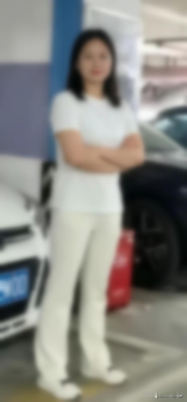 反转了！网传“体育局女干部彭某某霸占车位”与事实不符。甚至波及“她有后台