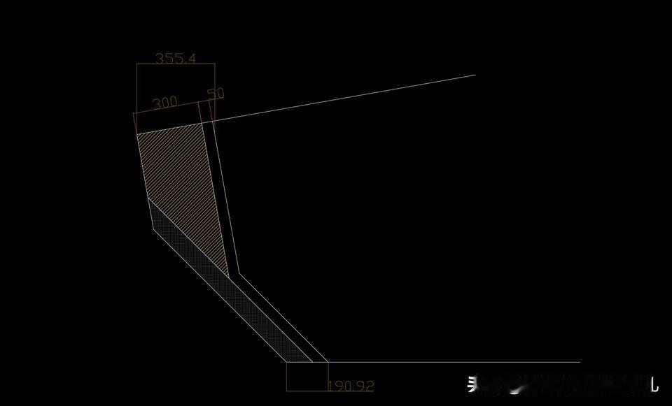 百式支援车的装甲构型百式主装甲抗穿能力在300左右，下段从300逐步递减到