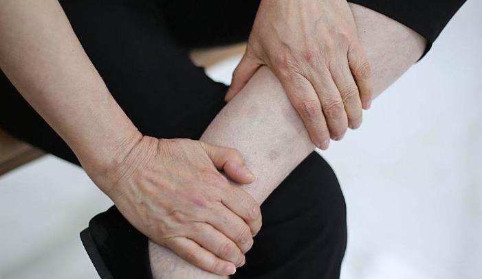 血压低更安全?医生警告:低于这个数值,脑梗风险反而更高 多数人认为,血压越低