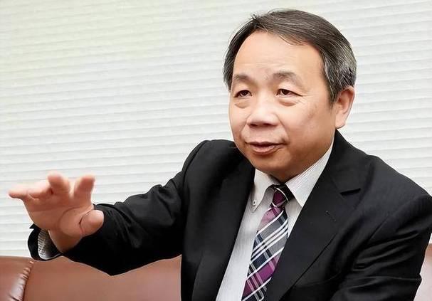 这个汉奸石平又出来刷存在感了，他只要是有关于中日之间的大事件时，他就出来作妖了，