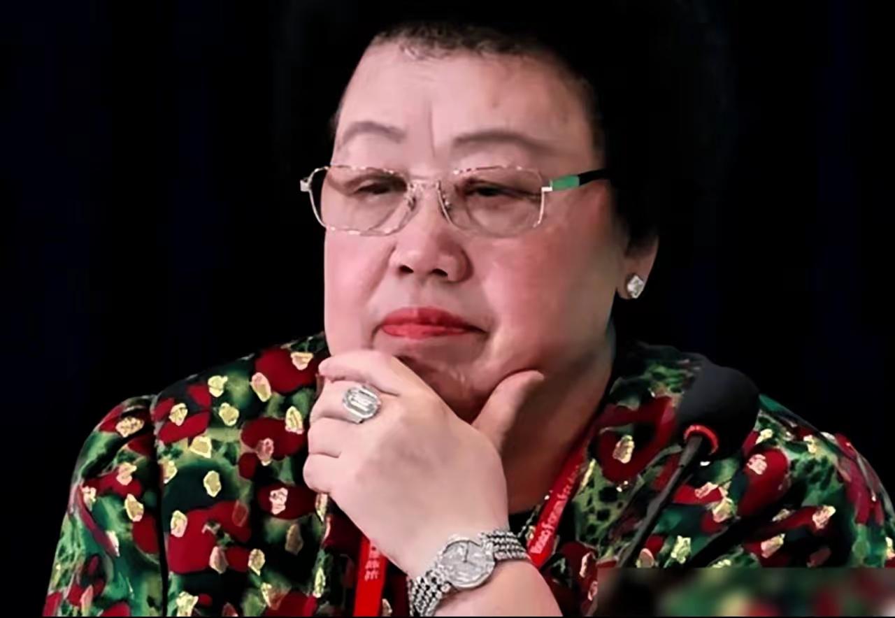 陈丽华女士难道不是姓陈吗？女企业家陈丽华因病去世紫檀女王陈丽华陈丽我的