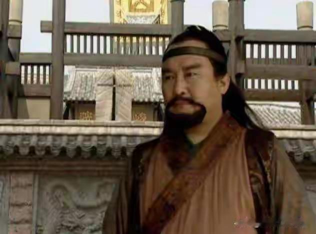 庞统战死后，荆州数万兵马紧急入川，为何挂帅的是张飞而非诸葛亮？翻阅《