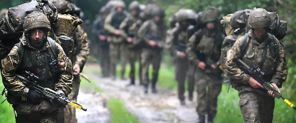 塔斯社报道，当地时间27日前，俄罗斯外长拉夫罗夫表示，俄方坚决反对欧洲北约国家在