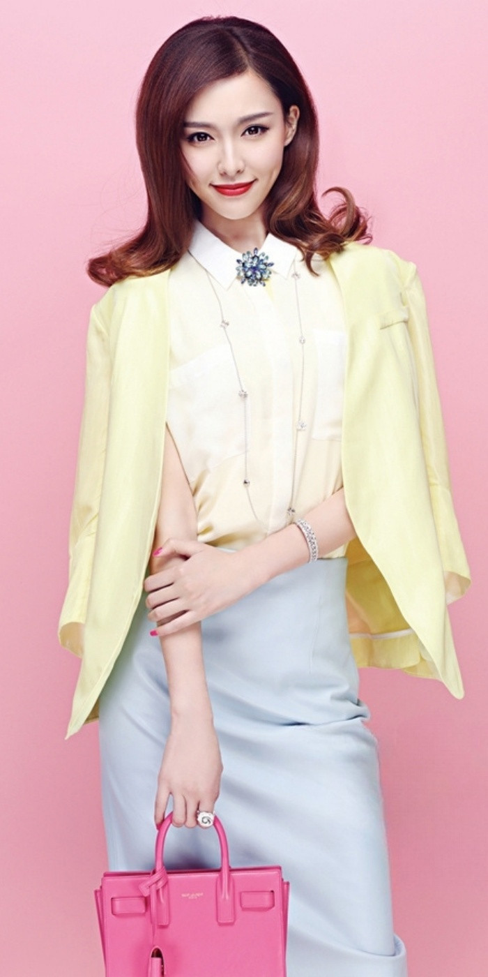 唐嫣，百变妆造，大长腿美图集。唐嫣