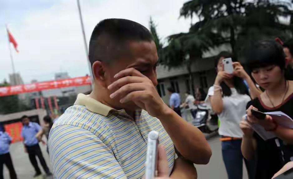 我采访了100位离婚男人后发现：90%的婚姻破裂，逃不过这4个问题。这些男人的