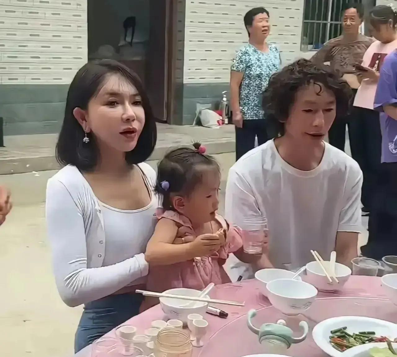 扎克伯格2亿美元挖人，英伟达市值突破4万亿美元。中美互联网巨头，正发生巨大变化