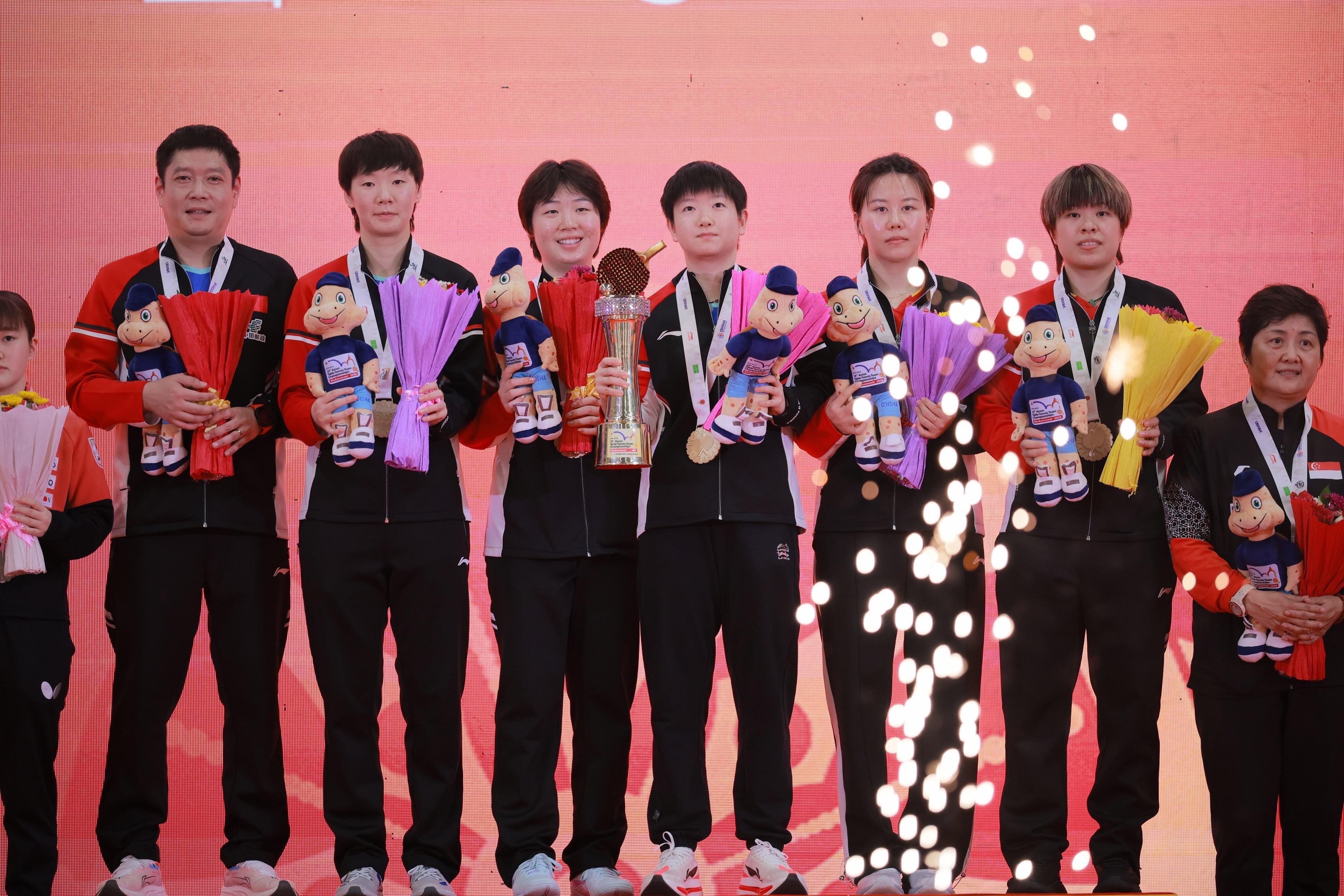 孙颖莎📷颁奖仪式恭喜孙颖莎🏆🇨🇳​​​