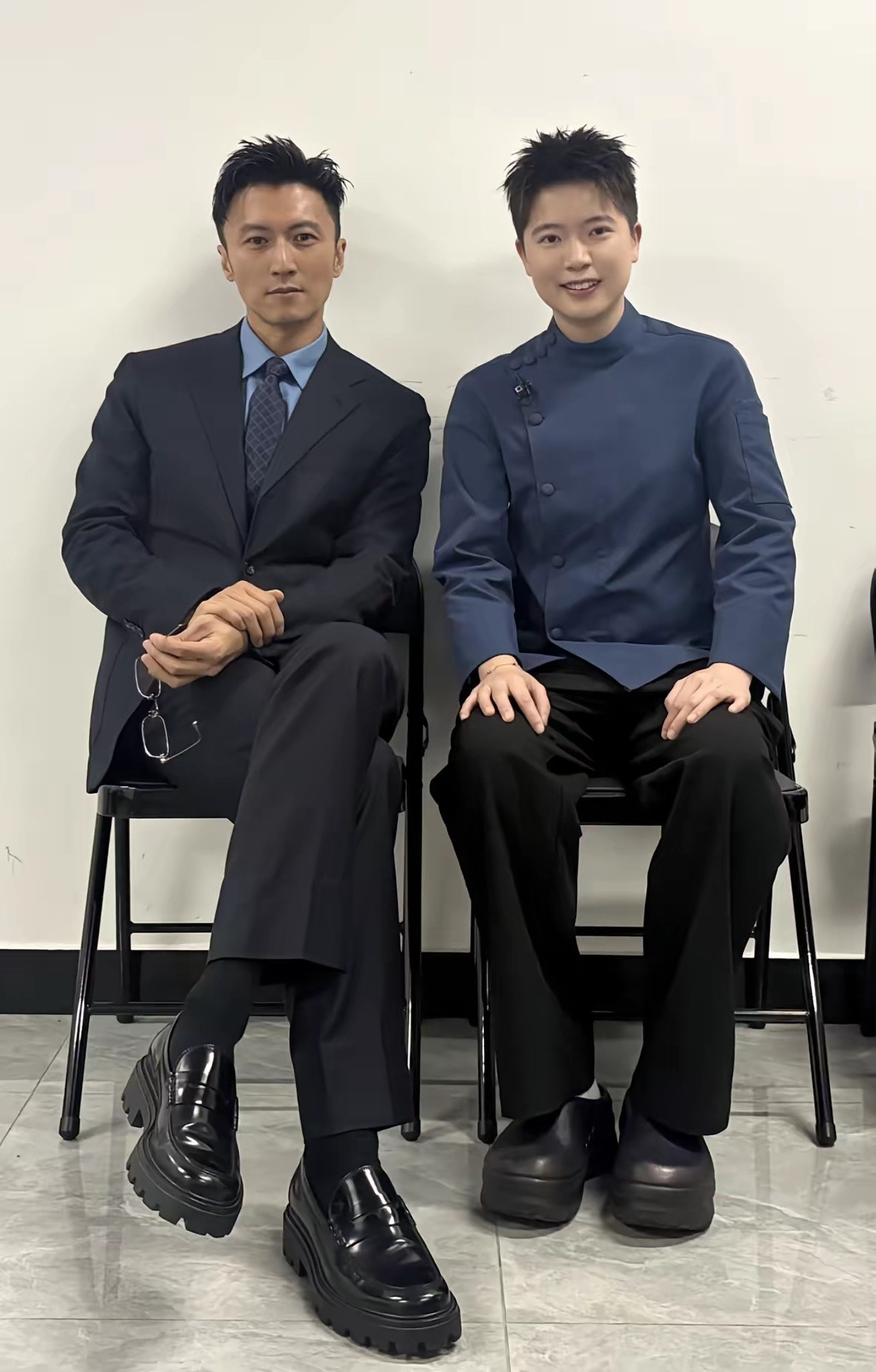不懂就问，为什么谢霆锋的鞋底那么厚。