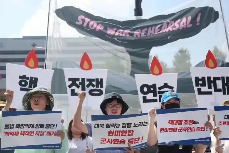 韩美贸易战炸锅！农民怒吼“别卖祖产”！特朗普“关税核弹”逼韩国硬刚最近韩国