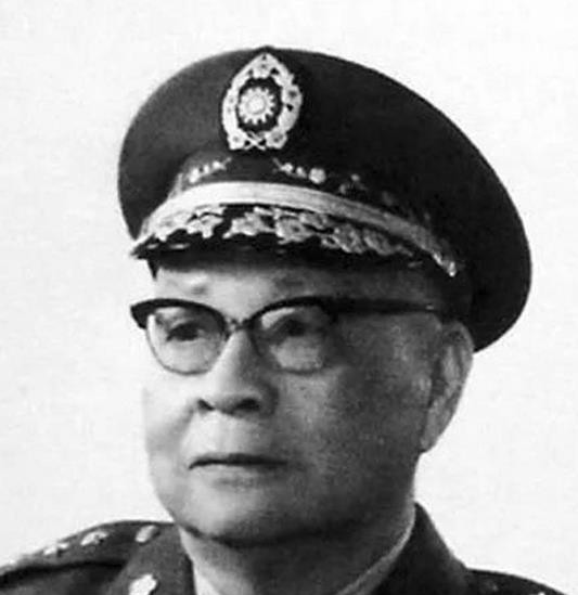 余汉谋当了陆军总司令后，对薛岳说：“我来之前，以为南京这帮人都是大才。谁知，尽是
