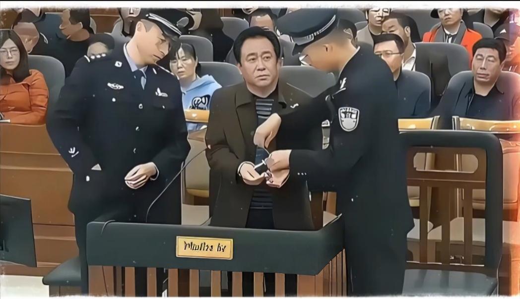 许家印一句“我错了”，就够了？事情就完了？就揭篇了？这也太轻飘飘了，轻到撑