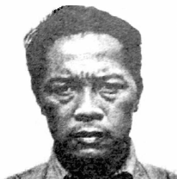 1945年8月19日，桂系副军长李本一，冒充重庆来的受降大员，以“钦差大臣”的姿