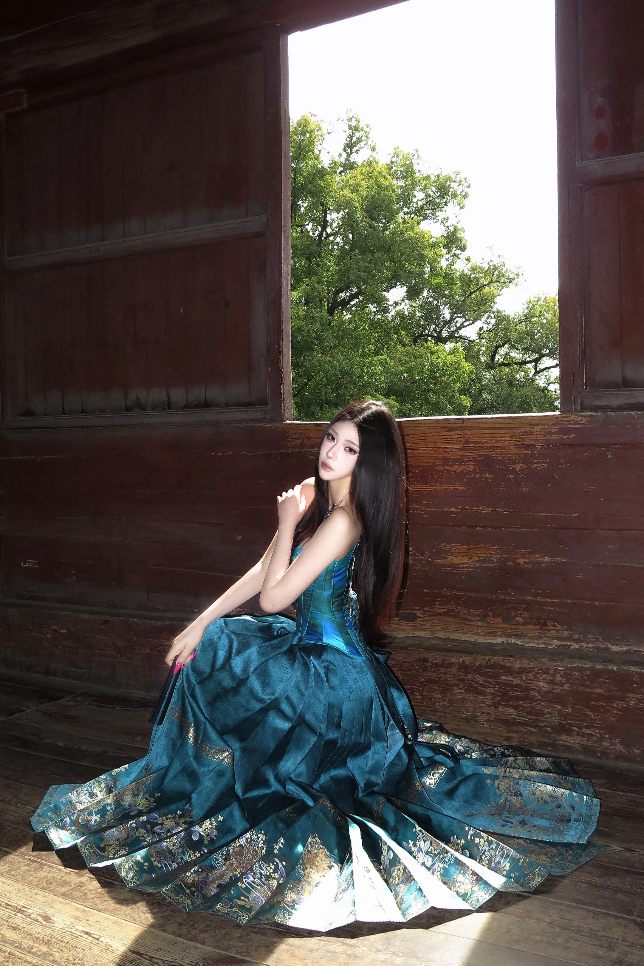 知我晦暗  许我春朝