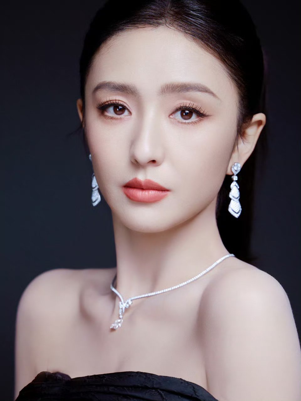 佟丽娅～～佟丽娅明星佟丽娅