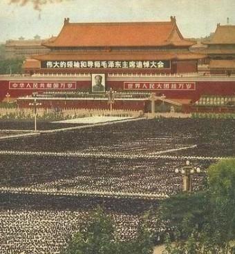 1976年9月9日，毛主席去世的消息像一颗重磅炸弹，炸响了全国。那天下午4点，