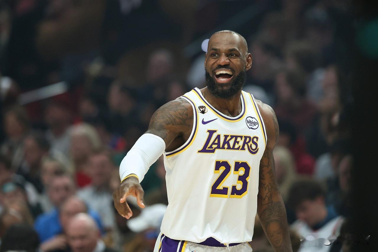 湖人和独行侠3位状元实力比拼，终究还是詹姆斯更胜一筹，数据更好，也赢了比赛！