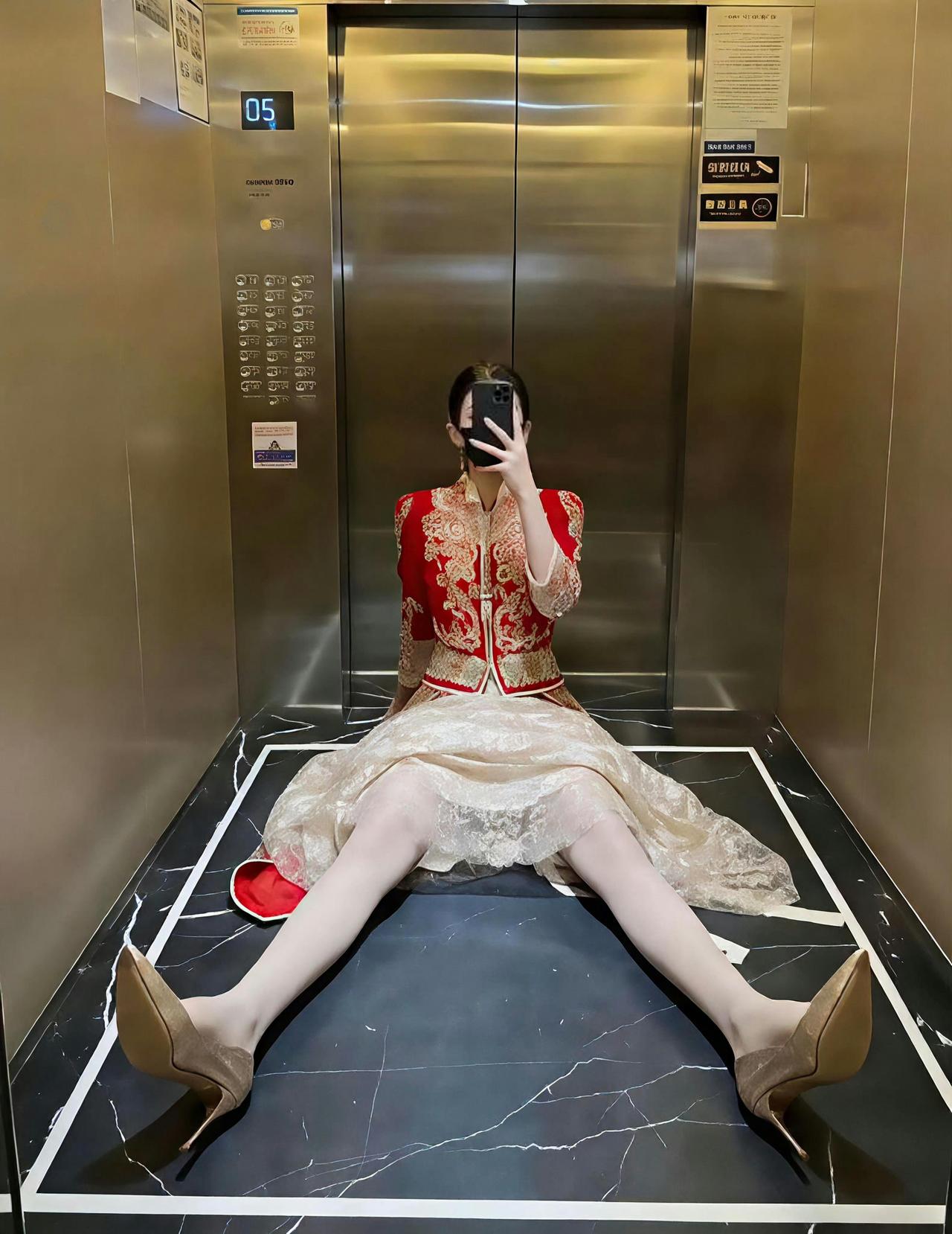 礼服已备好，