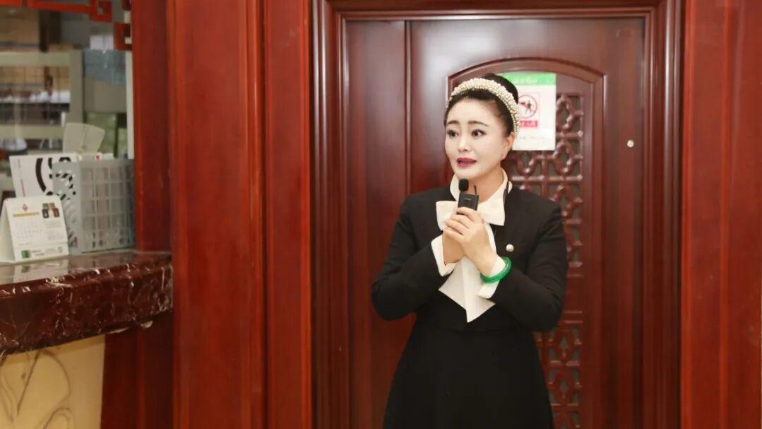 第131期香山商学院EMBA总裁高端雅集在北京瑶医医院圆满举办
