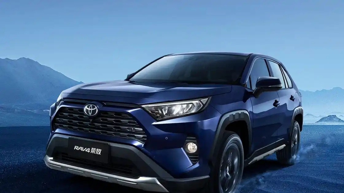 全新RAV4解析: 车长更大, 混动续航80km, 油耗低至5L, 真香