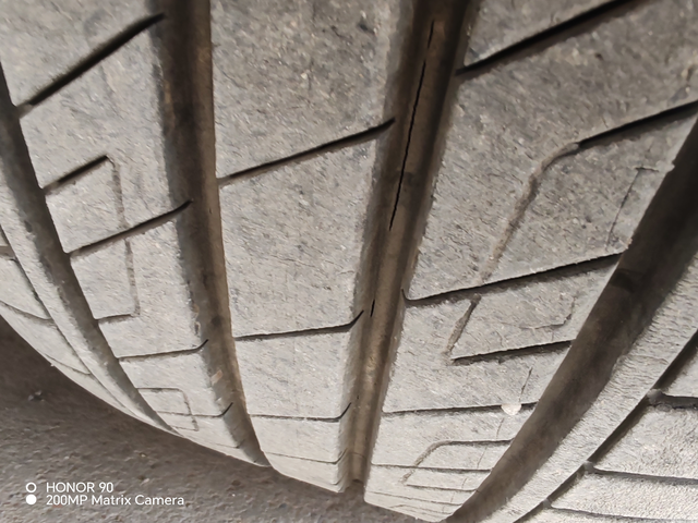 比亚迪的轮胎质量怎么样入手的宋PLUSDMIKM110冠军版，不到两年，公里数