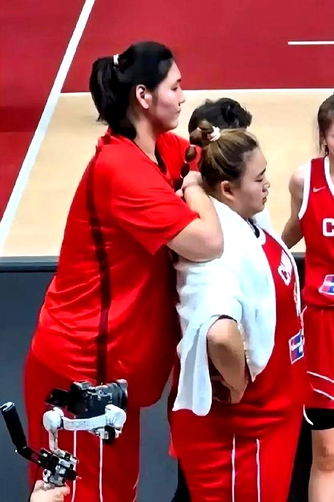 张子宇最大的敌人从来不是对手，是她身上的150公斤体重。2.26米的身高摆在