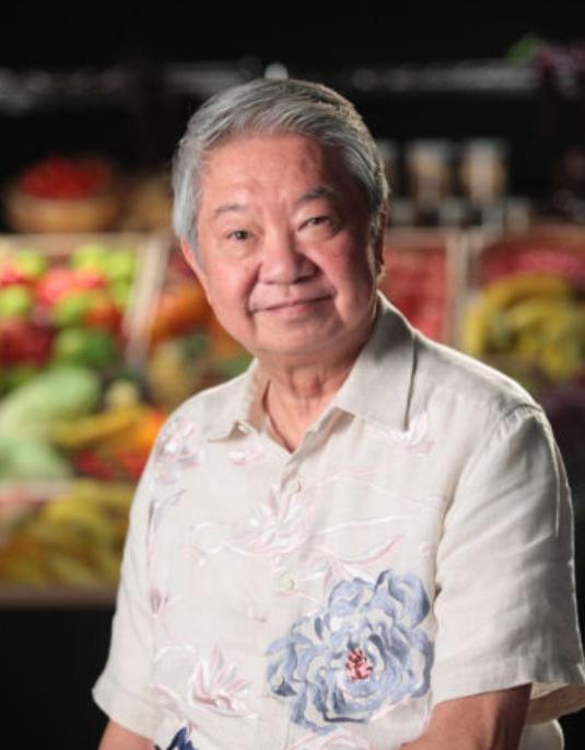 6月25日，蔡澜离世，享年83岁，香港四大才子时代彻底落幕。他这一生，活成了江湖