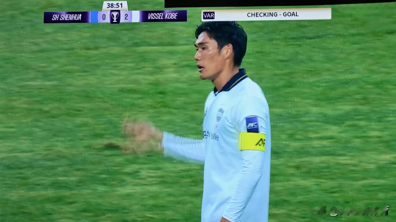 中超第二名的上海申花，在j联赛第4名的神户胜利船面前不堪一击啊[捂脸哭][捂脸哭][