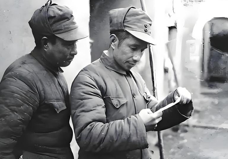 1939年，5000日军铁壁合围新四军，指挥部里人人冒汗，粟裕却悠闲喝茶：“慌什