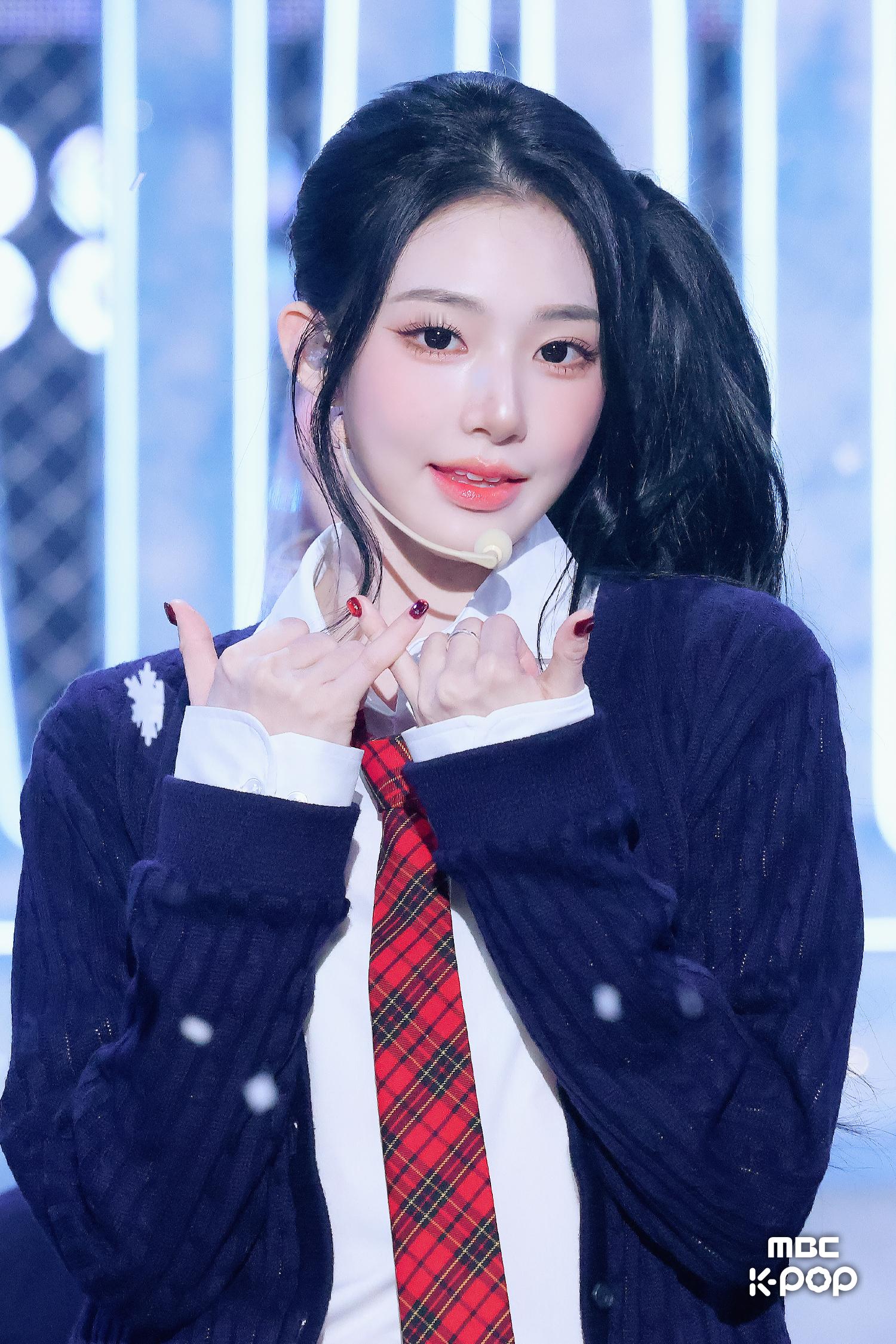 tripleS周心语&川上凜&朴昭玹&许念慈&郭妍知&徐多