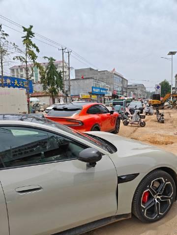 小米汽车明年就要进入欧洲市场了，而且绝对不是低调的进入，估计又要在海外...