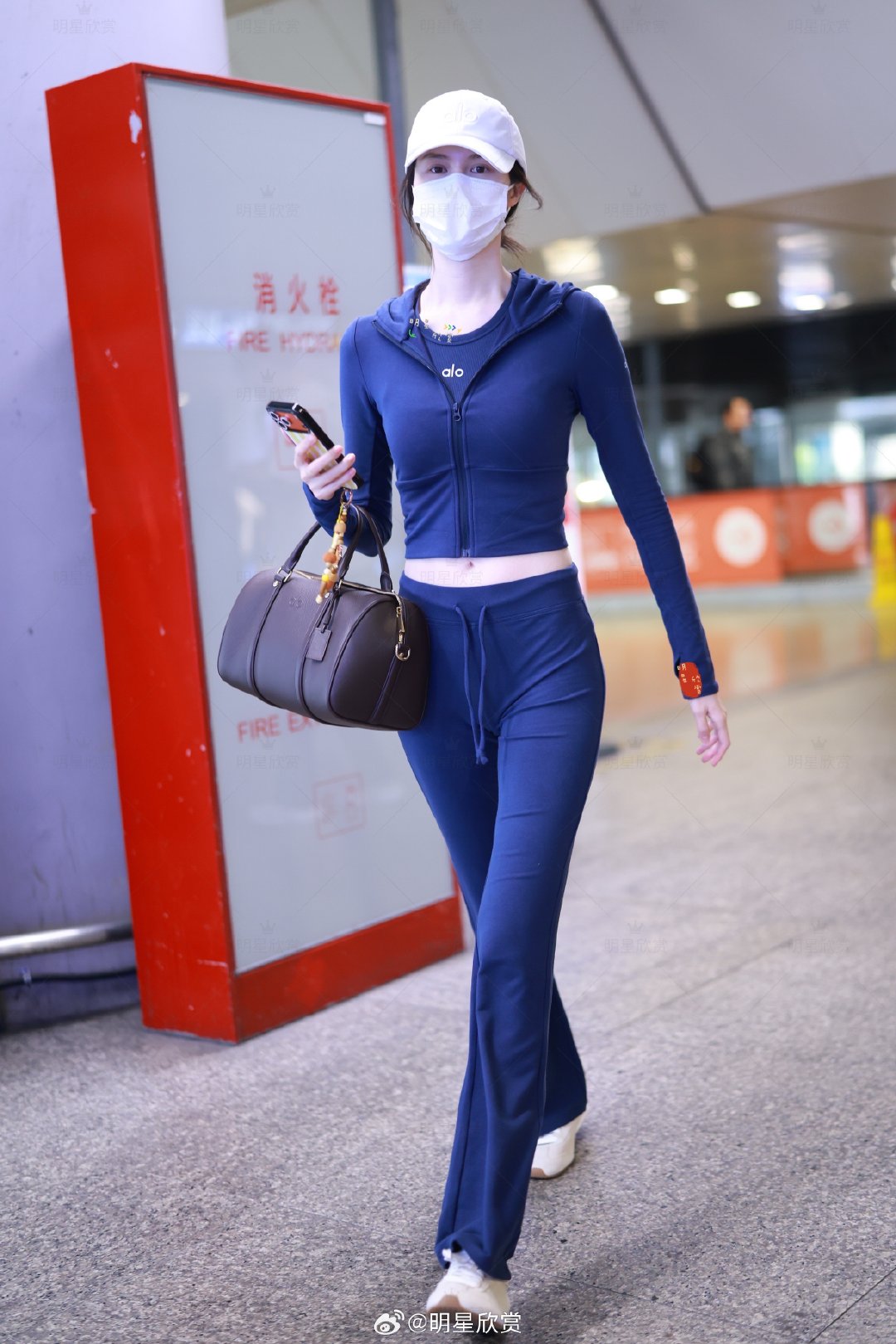 何穗×260927上海到达生图​