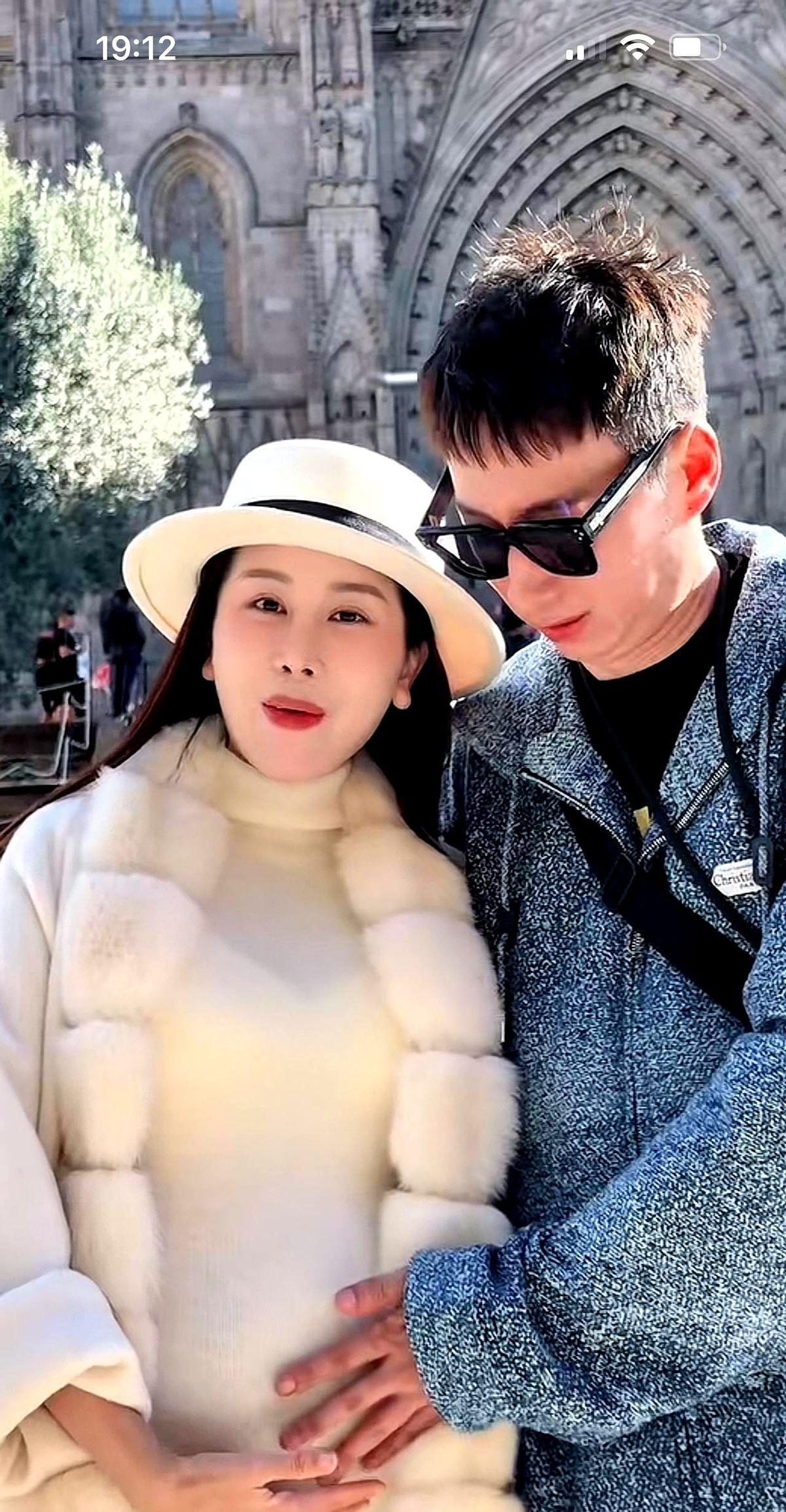 是因为你有一个不惹你宋玉希：这胎不管是儿子还是女儿都行。她生第一胎就说封肚，